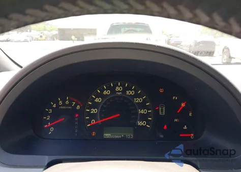 2010 Honda Odyssey Touring z USA, uszkodzony, nr VIN 5FNRL3H93AB058240